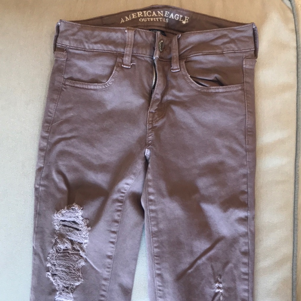 Mauve American Eagle Distressed Jeggings
